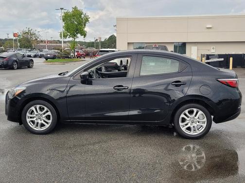 2018 Toyota Yaris iA Base