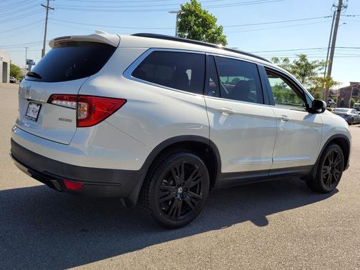 2022 Honda Pilot 2WD Special Edition