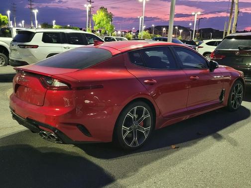 2018 Kia Stinger GT2