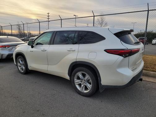 2020 Toyota Highlander Hybrid XLE