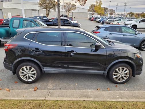 2020 Nissan Rogue Sport S