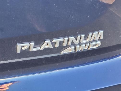 2023 Nissan Pathfinder Platinum 4WD