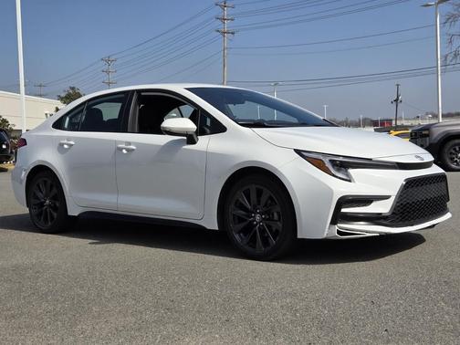 2025 Toyota Corolla SE