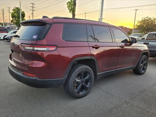 2022 Jeep Grand Cherokee L Altitude