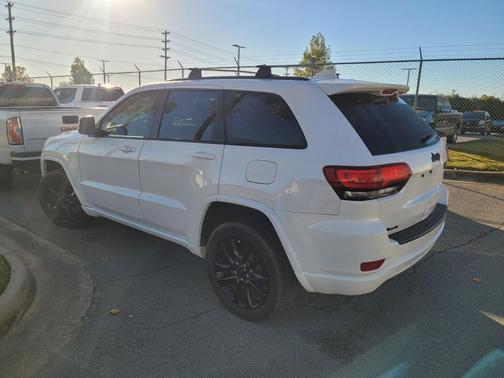 2019 Jeep Grand Cherokee Altitude