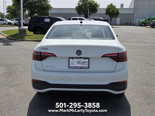 Pure White 2022 Volkswagen Jetta 1.5T S