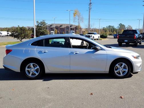 2018 Chevrolet Malibu 1LS