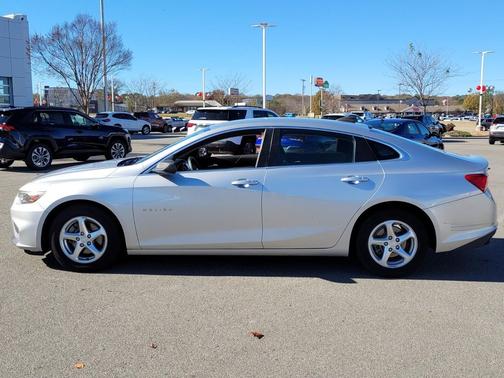 2018 Chevrolet Malibu 1LS