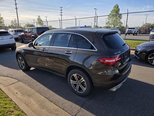 2017 Mercedes-Benz GLC 300 4MATIC