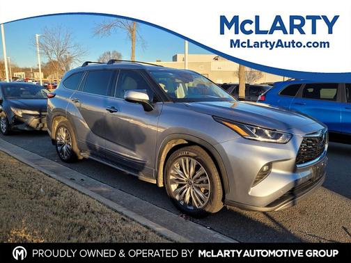 2022 Toyota Highlander Platinum