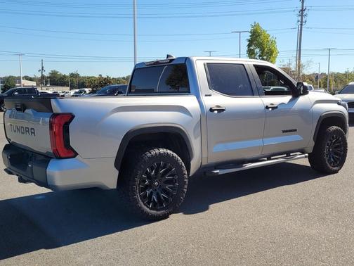 2025 Toyota Tundra SR5