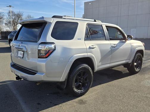 2021 Toyota 4Runner SR5