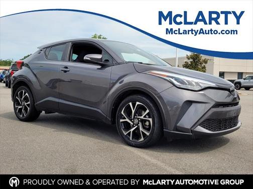 2022 Toyota C-HR XLE