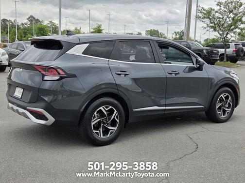 Gravity Gray 2024 Kia Sportage LX