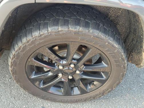 2020 Jeep Grand Cherokee Altitude