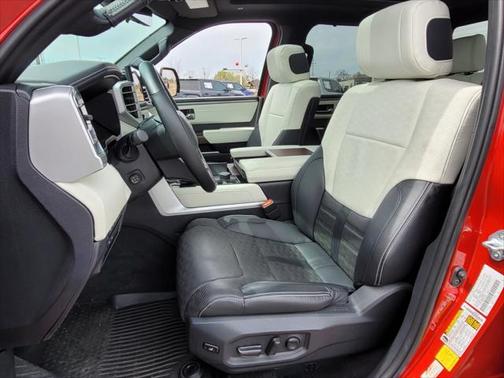 2024 Toyota Tundra Hybrid Capstone