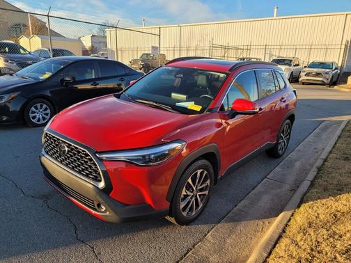 2023 Toyota Corolla Cross XLE