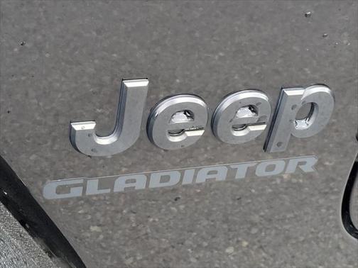2021 Jeep Gladiator Sport