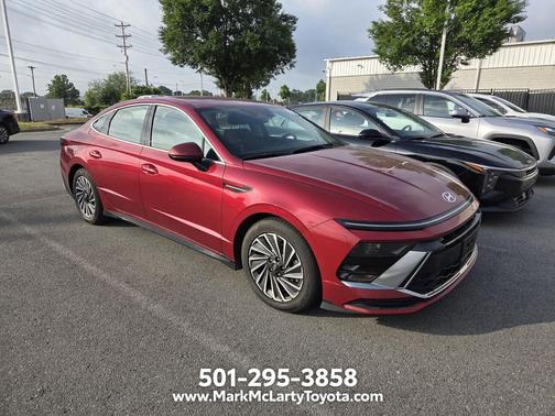 Ultimate red 2025 Hyundai SONATA Hybrid SE