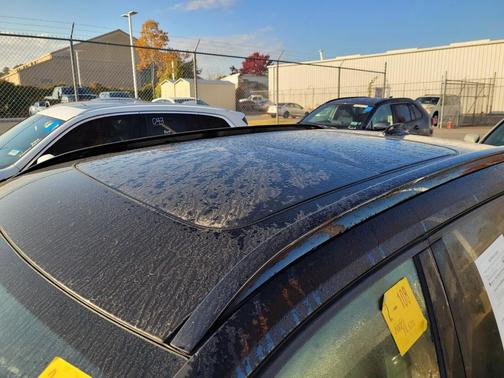 2022 Volvo XC40 T5 R-Design