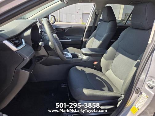 Silver Sky Met/Black Met 2025 Toyota RAV4 Hybrid LE