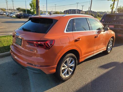 2024 Audi Q3 Premium 45 TFSI S line quattro Tiptronic