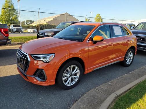 2024 Audi Q3 Premium 45 TFSI S line quattro Tiptronic