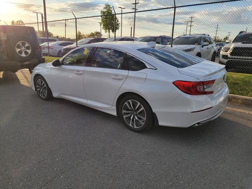 2022 Honda Accord Hybrid Base