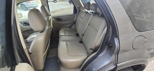 2005 Ford Escape Limited