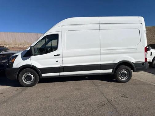 2022 Ford Transit-250 Base
