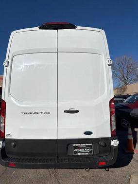 2022 Ford Transit-250 Base