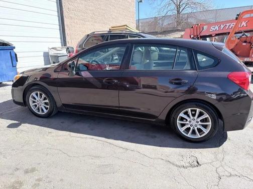 2012 Subaru Impreza 2.0i Premium