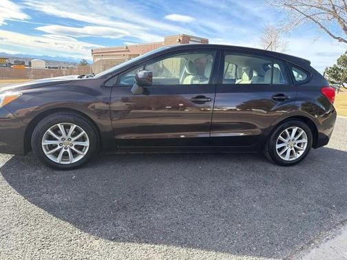 2012 Subaru Impreza 2.0i Premium