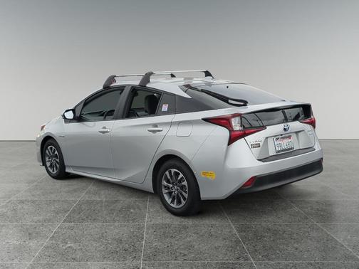 2022 Toyota Prius L