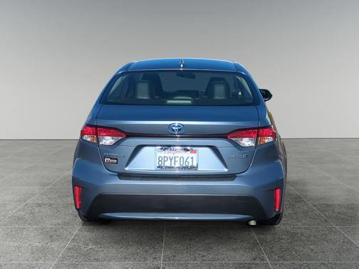 2020 Toyota Corolla Hybrid LE