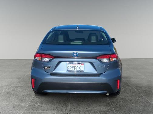 2020 Toyota Corolla Hybrid LE
