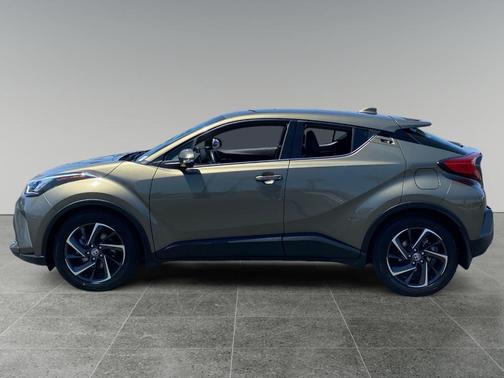 Bronze 2021 Toyota C-HR Limited