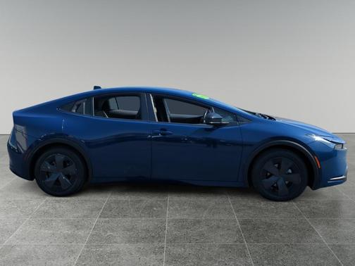 2023 Toyota Prius LE