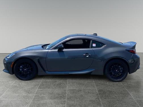 Pavement 2022 Toyota GR86 Premium
