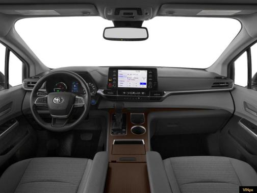 2025 Toyota Sienna LE