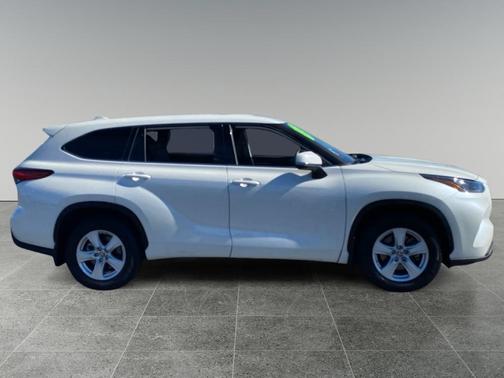 2020 Toyota Highlander L
