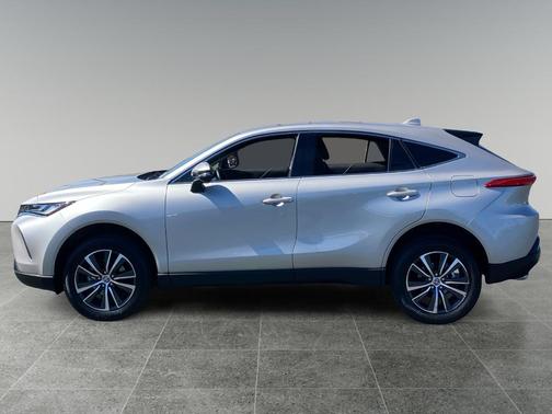 Titanium 2024 Toyota Venza LE