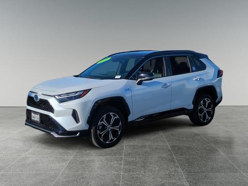 2024 Toyota RAV4 Prime XSE