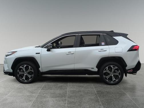 2024 Toyota RAV4 Prime XSE