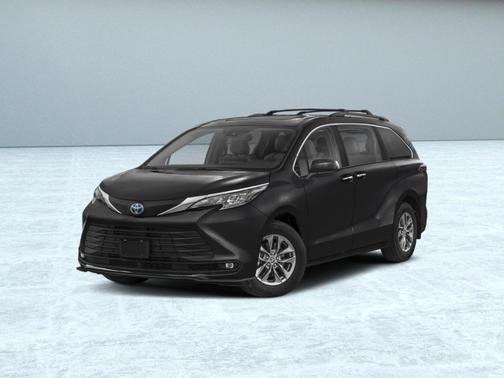 2025 Toyota Sienna XLE 8 Passenger