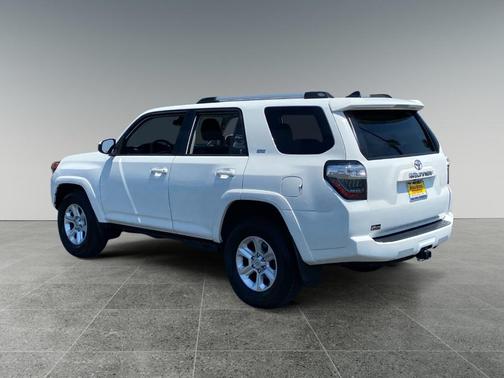 Ice 2023 Toyota 4Runner SR5