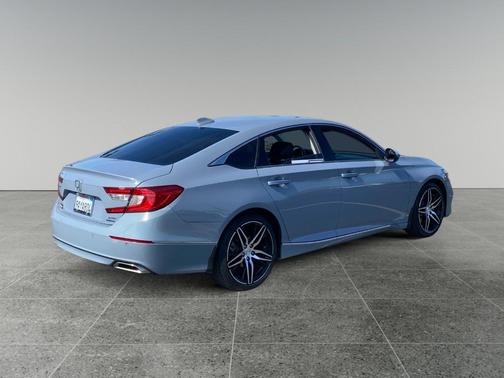 2022 Honda Accord Touring 2.0T