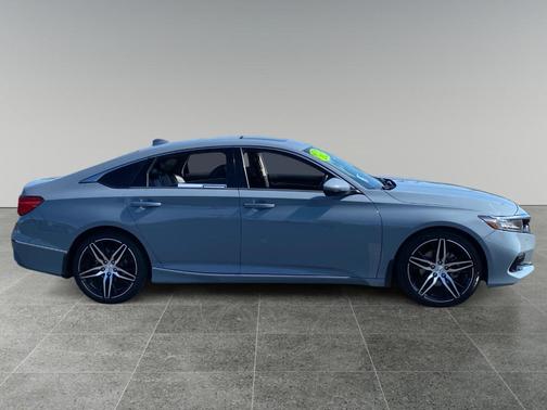 2022 Honda Accord Touring 2.0T