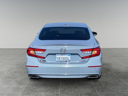 2022 Honda Accord Touring 2.0T