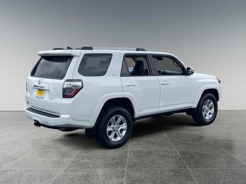 Ice 2024 Toyota 4Runner SR5 Premium